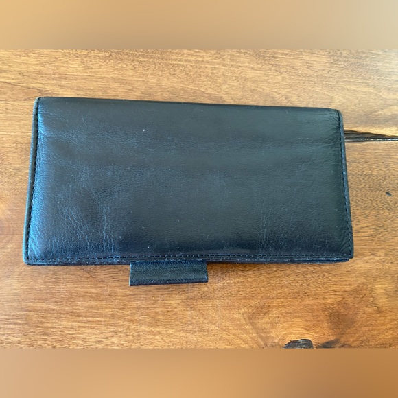 Leather checkbook cover with pen loop. - Picture 3 of 3
